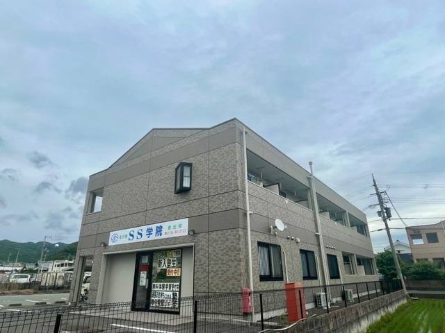 エルフガーデン 室内写真2