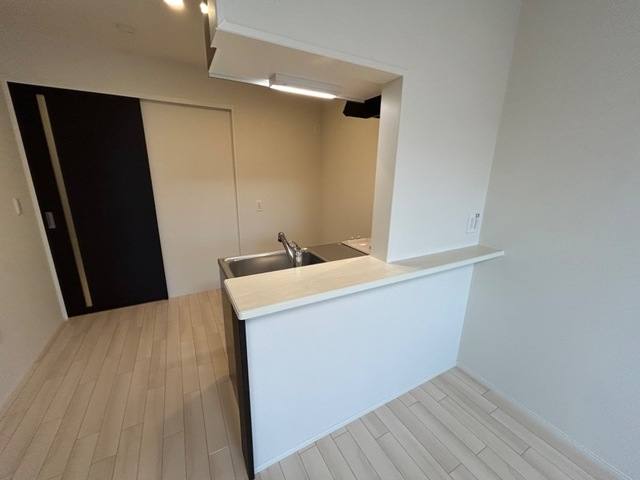 ベース 室内写真1