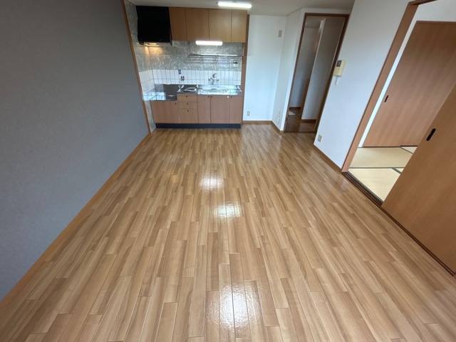 レジデンスコート東山 室内写真1