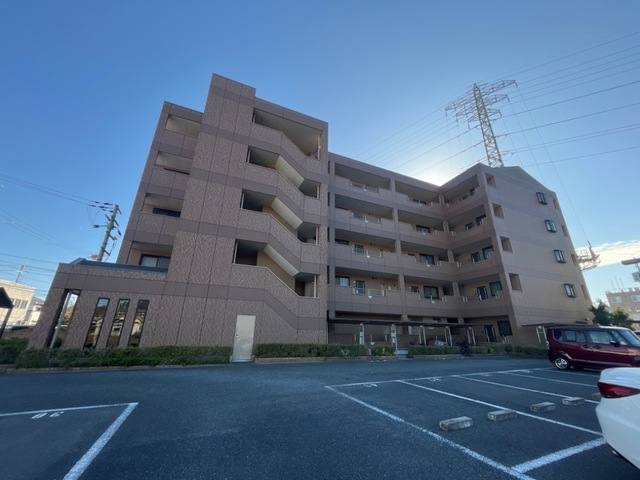 ロイヤルヒルズ青山 室内写真3