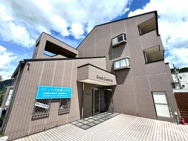 グランシャリオ氷上１番館 建物画像