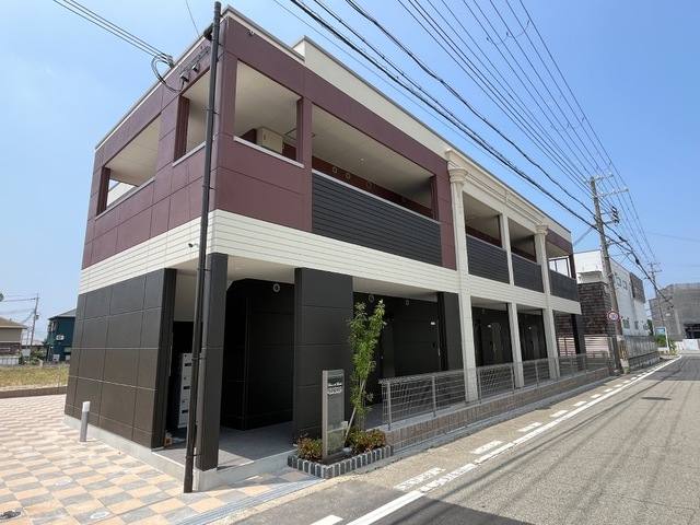 メゾン ド アミュレット 建物画像