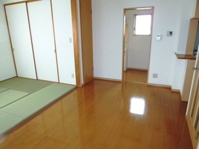 加古川市加古川町溝之口の賃貸住宅／2LDK 室内写真1