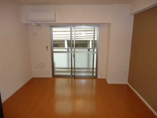 ＲＥＧＡＬＯ ＰＬＵＳ 室内写真1