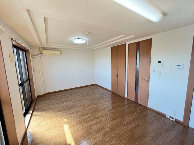 フェイバリット 室内写真1