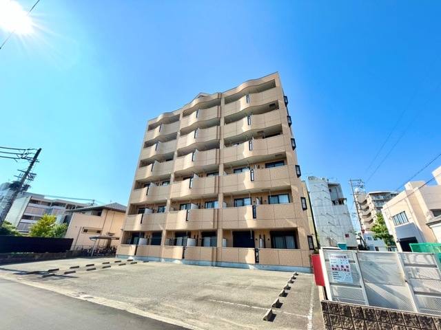リッチ＆フォース 室内写真2