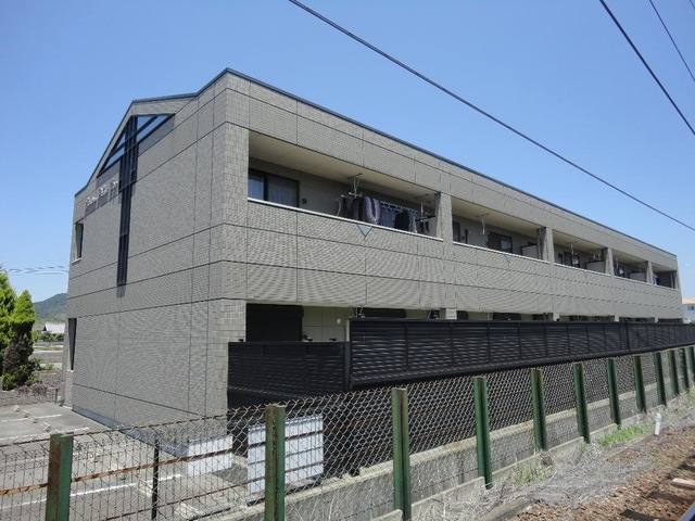 グレイシャスパレス千代 室内写真3