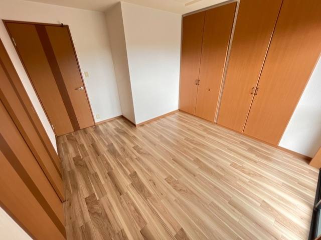 グレイシャスパレス千代 室内写真6