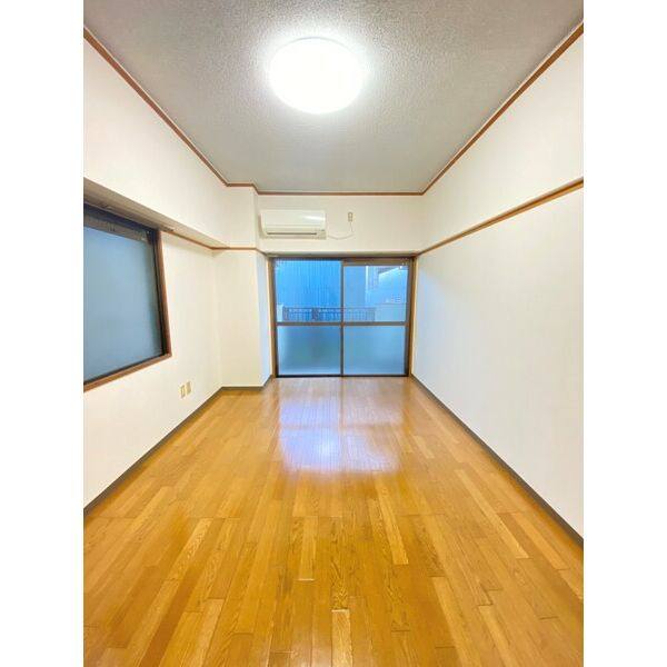IRIE Bldg. 室内写真1