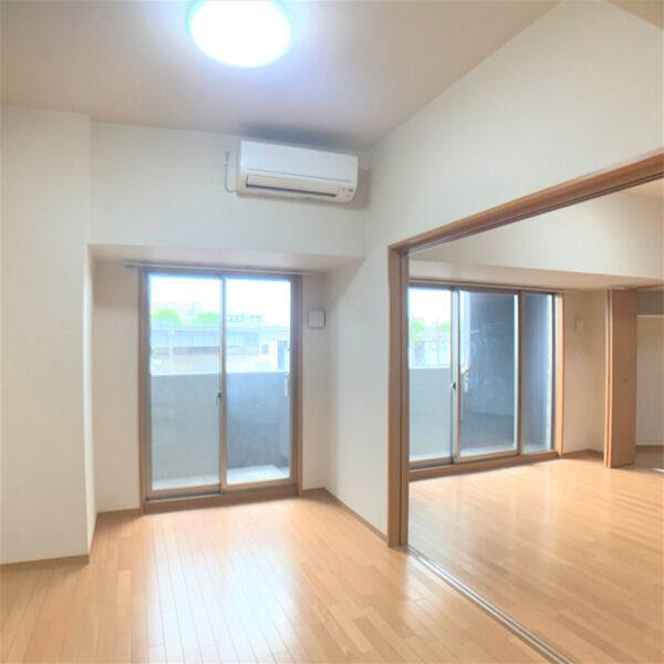 Medio18 室内写真1