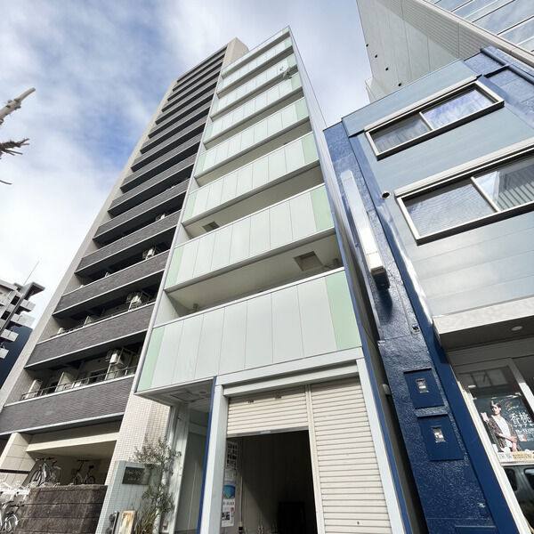 アヴォワール丸の内 建物画像