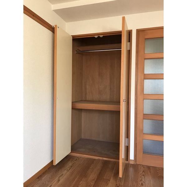 サンピアオカヤス 室内写真7