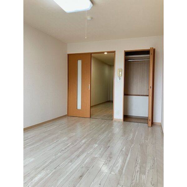 Sunny Court 室内写真1