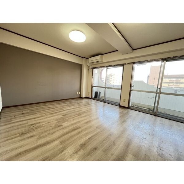 第1マンション寺直 室内写真1