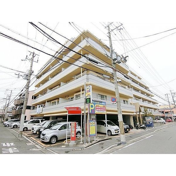 ブランドールMⅢ 建物画像