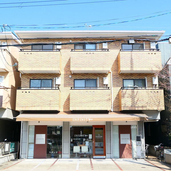 上野坂グランハイツA 建物画像