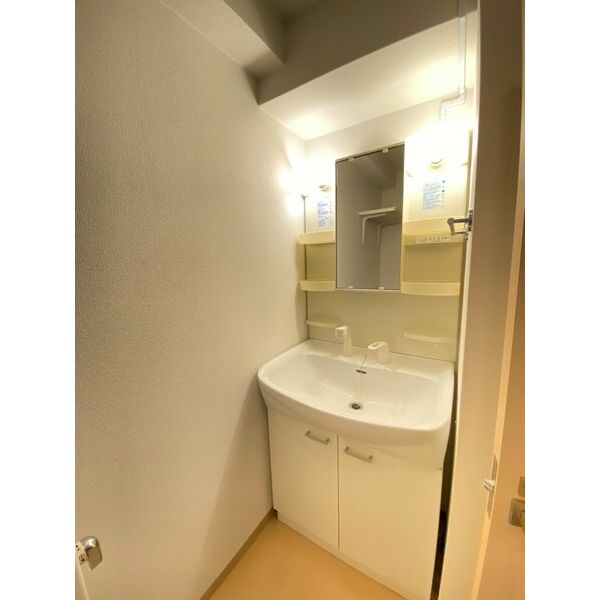 ディオレクレスト東心斎橋 室内写真3