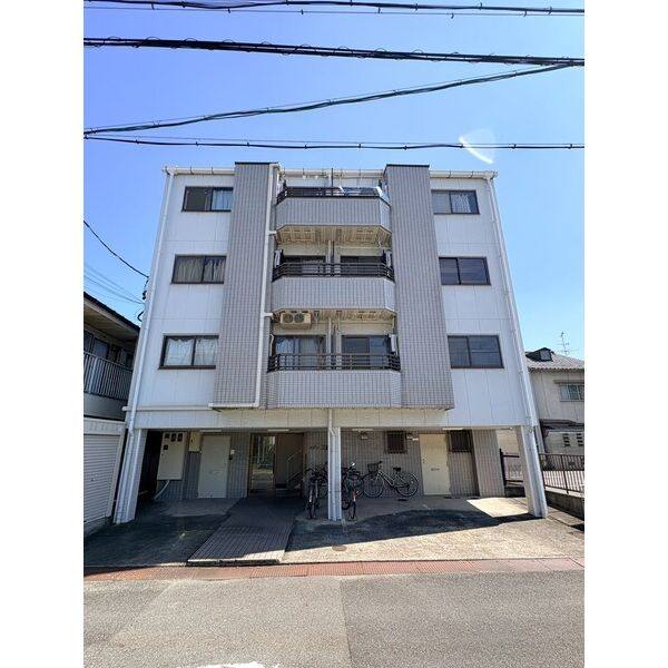 メゾン三越 建物画像