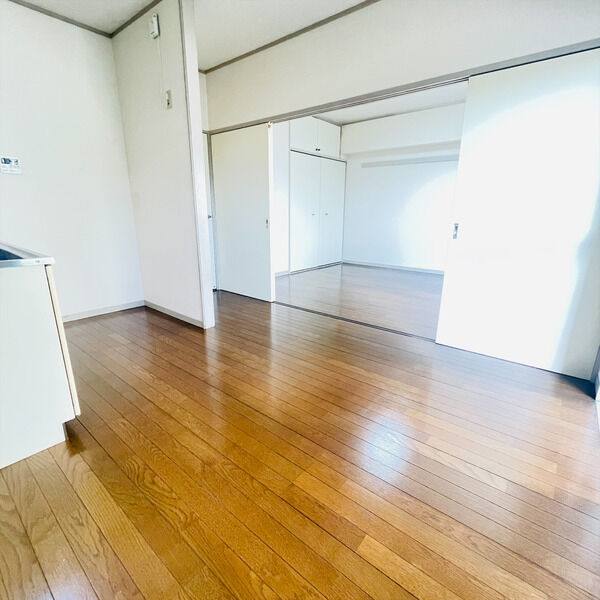 ヴァンコーポ大赤見 室内写真1