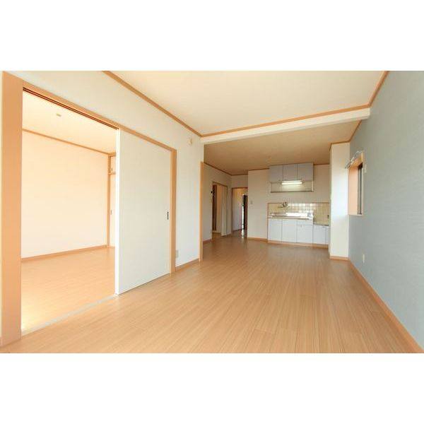 ロジュマンST 室内写真1