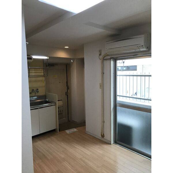 鶴田マンション 室内写真1