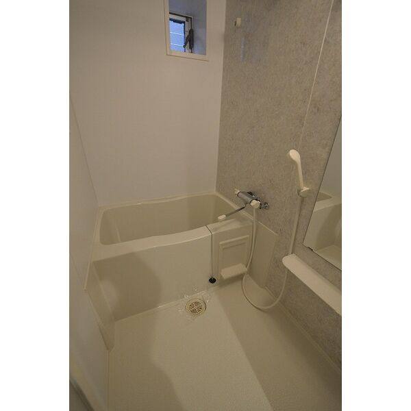 White Hills East 室内写真4