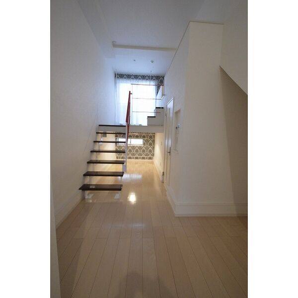 White Hills East 室内写真7