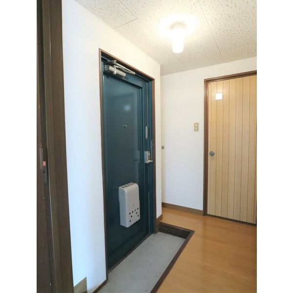 ロイヤルコーポ和泉鳥取 室内写真1