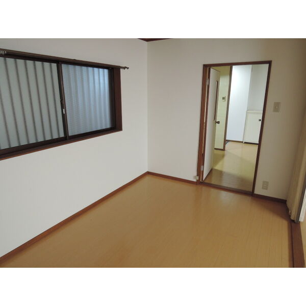 シャトーラベニア中町 室内写真8