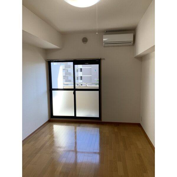 ヒルズ新栄 室内写真1