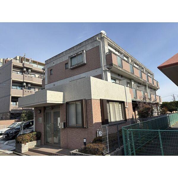 コーポラスヤスイ 建物画像