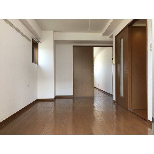 AVANTI 室内写真2