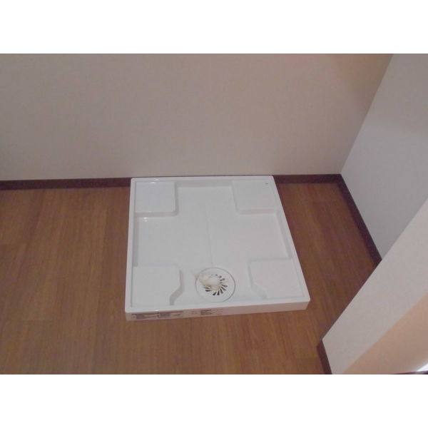 アースクエイク上条A棟 室内写真5