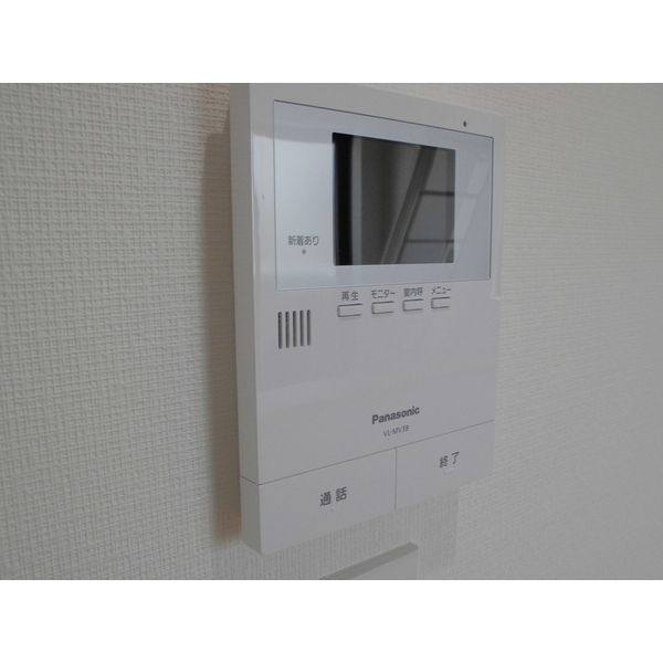 アースクエイク上条A棟 室内写真8