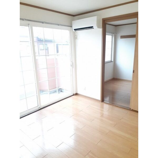 サンクレスト 室内写真1