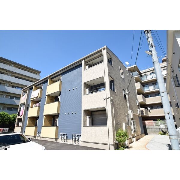 ラ・フォンテ 建物画像