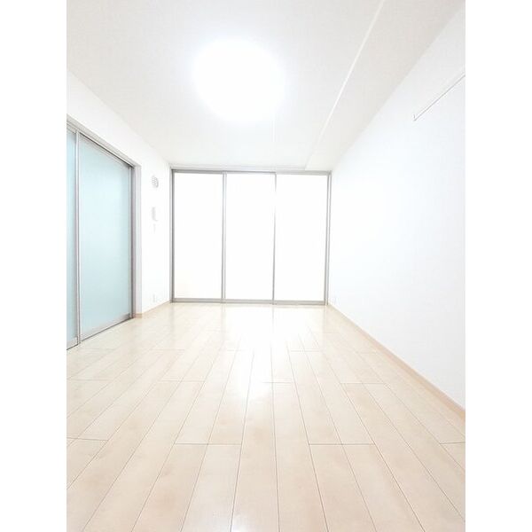 カドリフォリエ 室内写真1