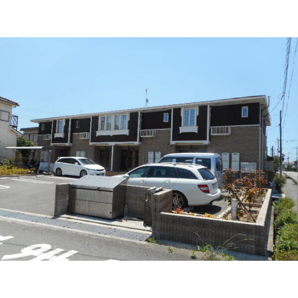 アジュール湊 建物画像