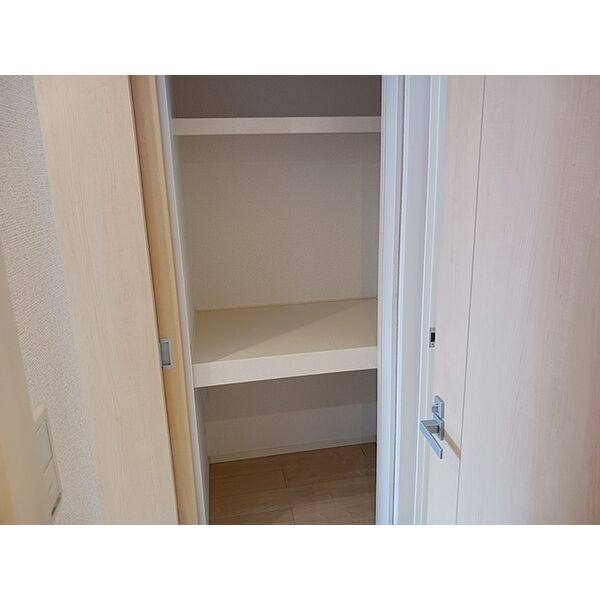 YK　PLACE 室内写真6