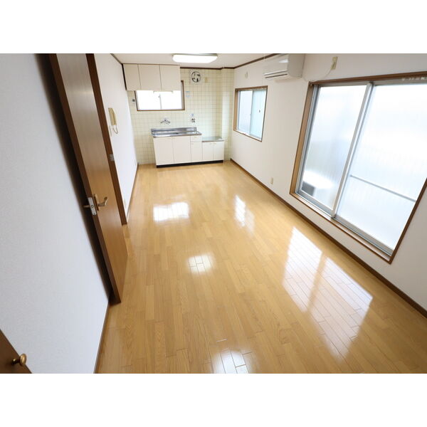 OKハイツ2号館 室内写真1