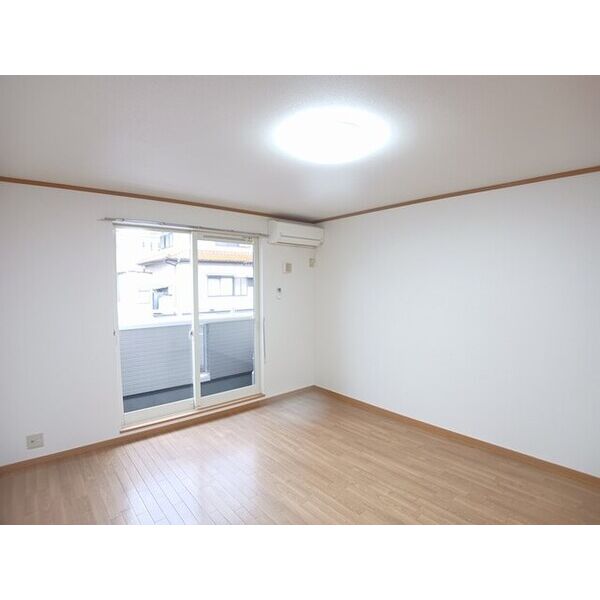 フォーリア 室内写真1