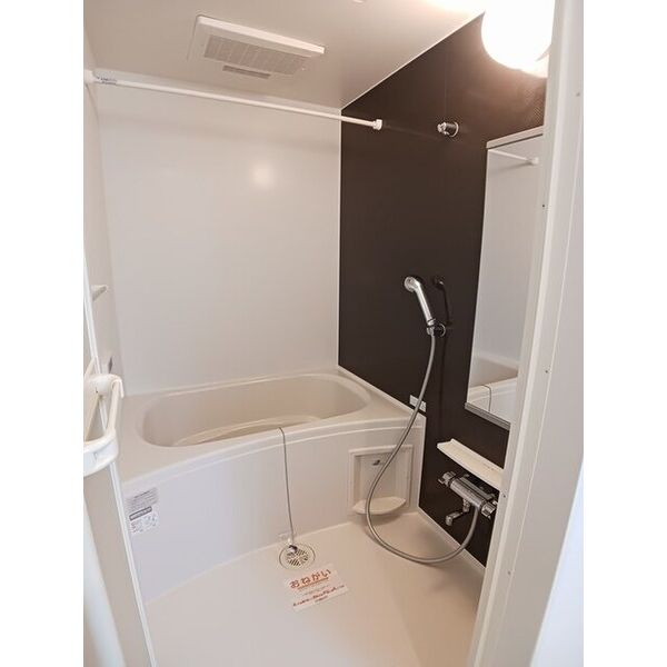 カーサ・ソーレ 室内写真3