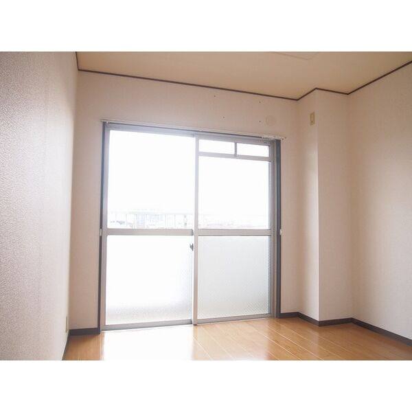 ロジュマンK 室内写真1