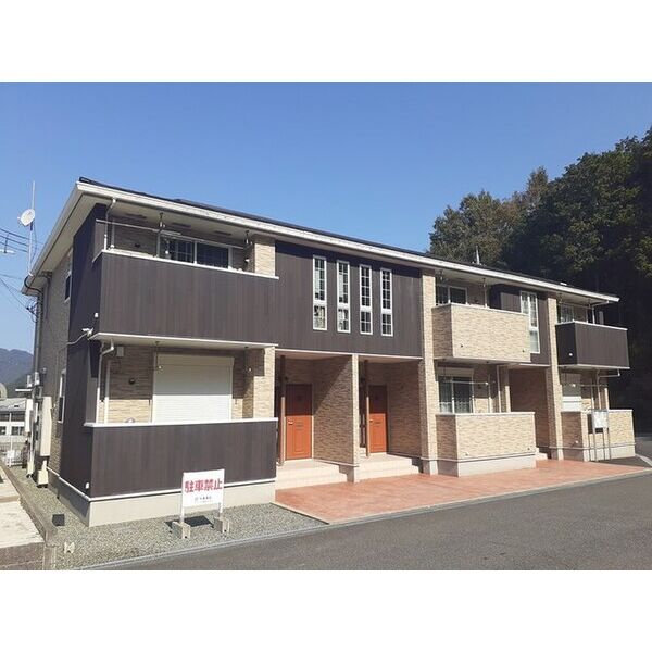 メゾン・城ノ下A 建物画像