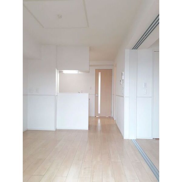 プラスワン神明 A 室内写真1