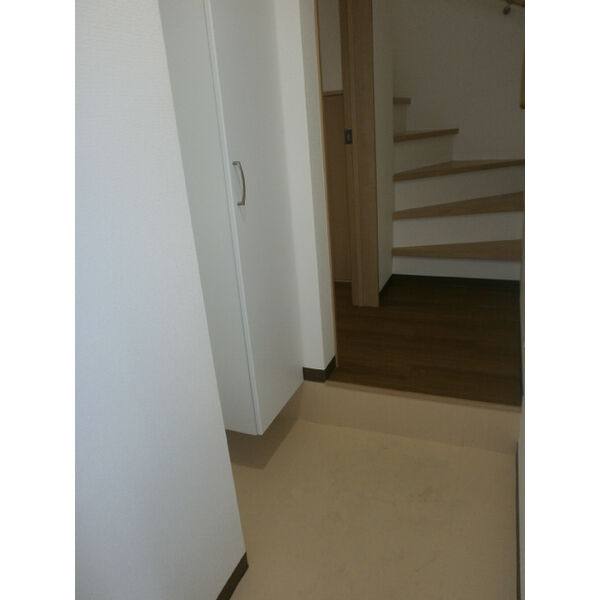 アースクエイク名港 室内写真1