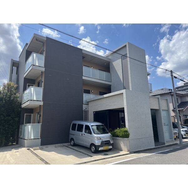 ユング城山 建物画像