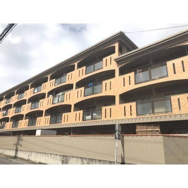 ビューラー牧の里 建物画像
