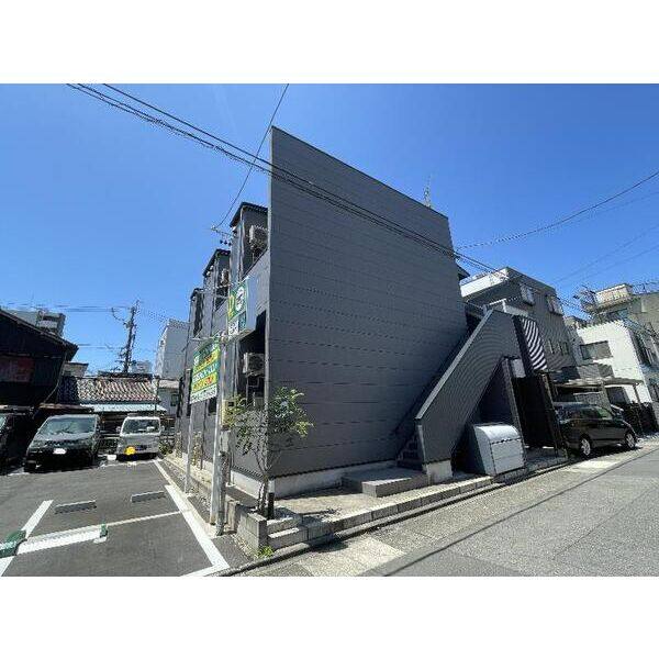 クリオス神宮前(クリオスジングウマエ) 建物画像