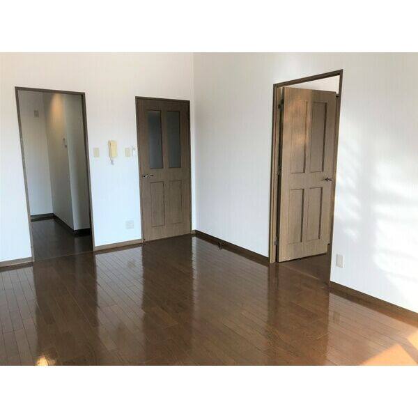 向陽町レジデンス 室内写真1
